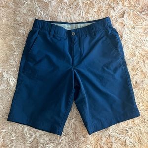 Men’s Under Armour golf shorts- size 32